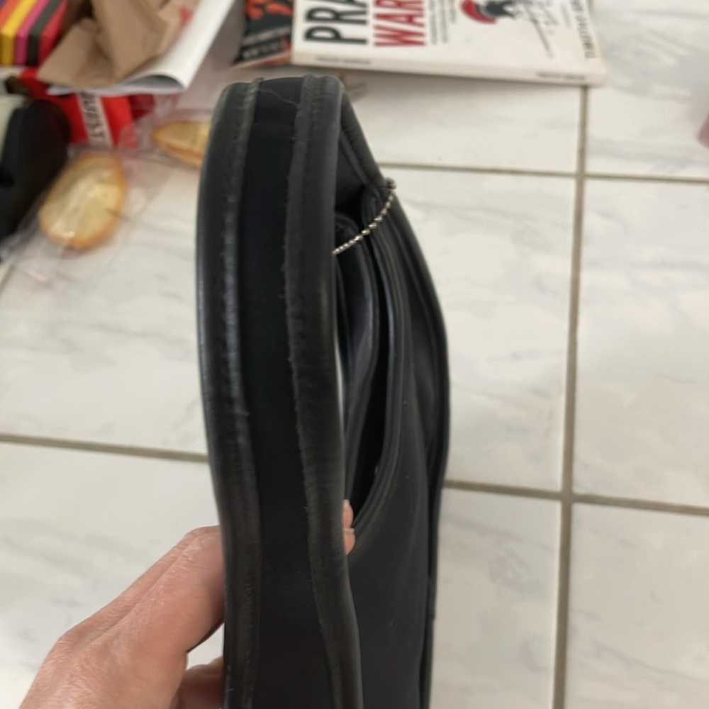 NWOT VINTAGE COACH MINI NEO
ERGO NEOPRENE BAG BLACK LEATHER
TRIM - Picture 7 of 7